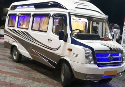 13 Seater Tempo Travellers